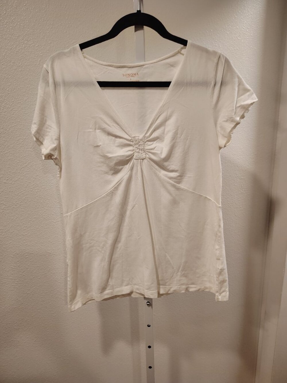 Sonoma Women's White Short Sleeve Top Size Large V--Neck Cinched Gathered Bust